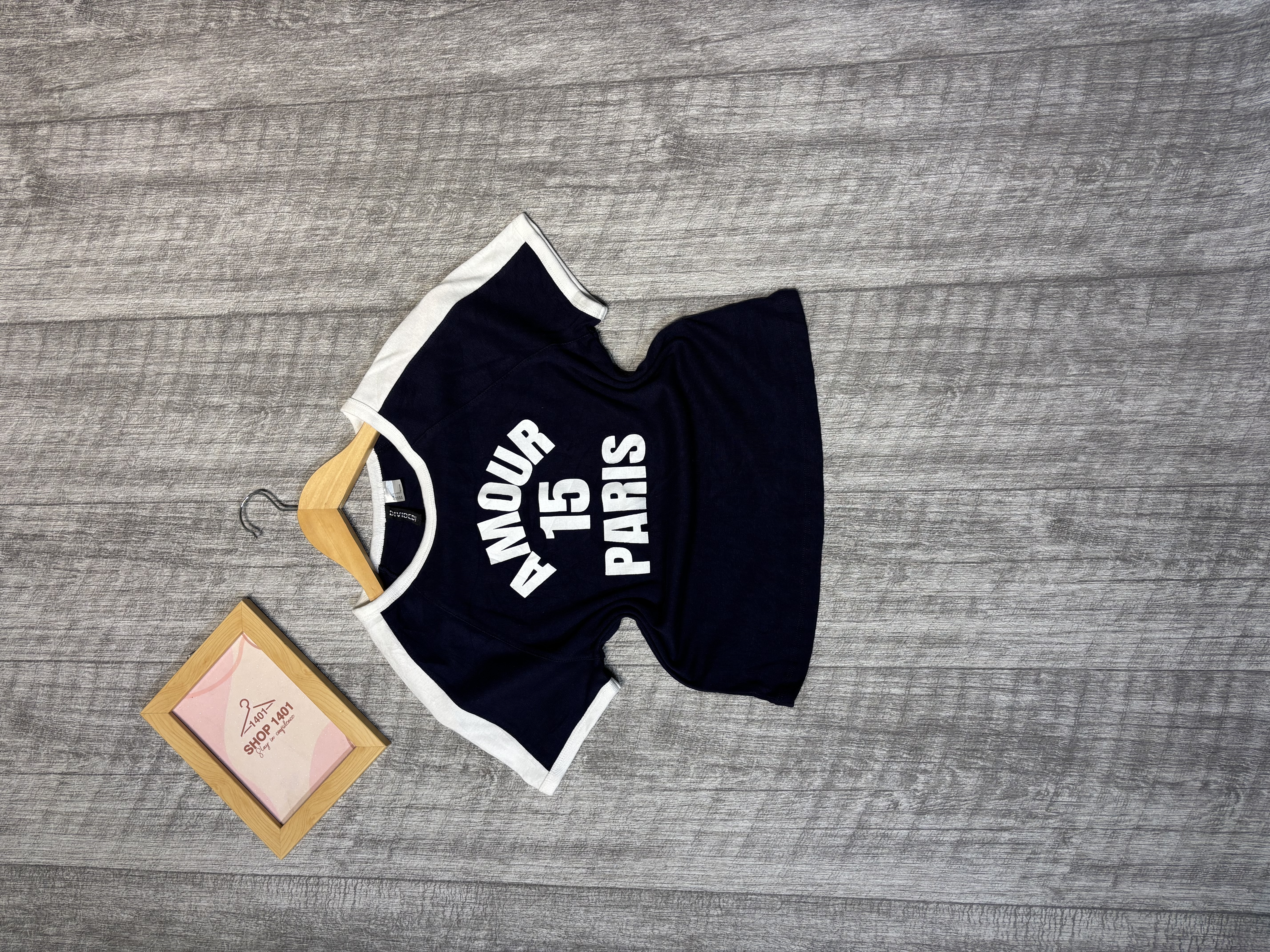 Paris 15 Ringer Tee